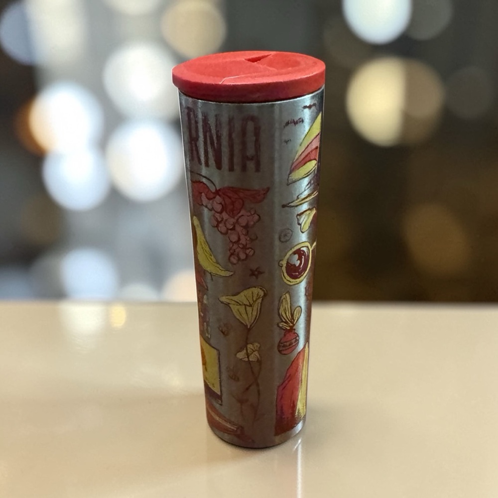 Starbucks water bottle with red lid - Picture 1 of 6